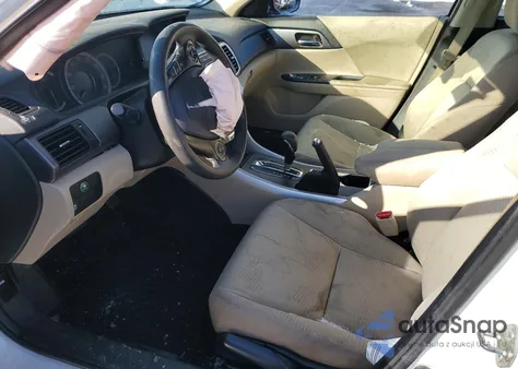 2015 Honda Accord Lx z USA, uszkodzony, nr VIN 1HGCR2F37FA244037